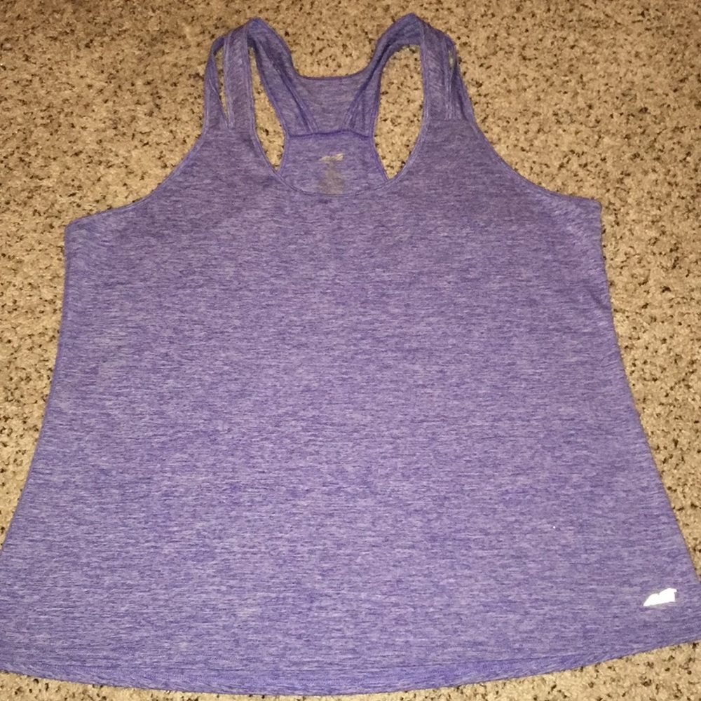 Avia tank..NWOT